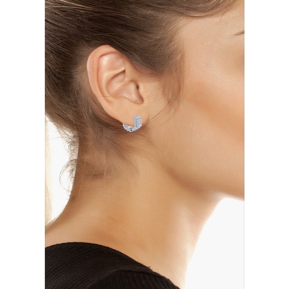 🆕 ALLSAINTS Pavé Crystal Geometric Link Chubby Hoop Earrings - Picture 3 of 3